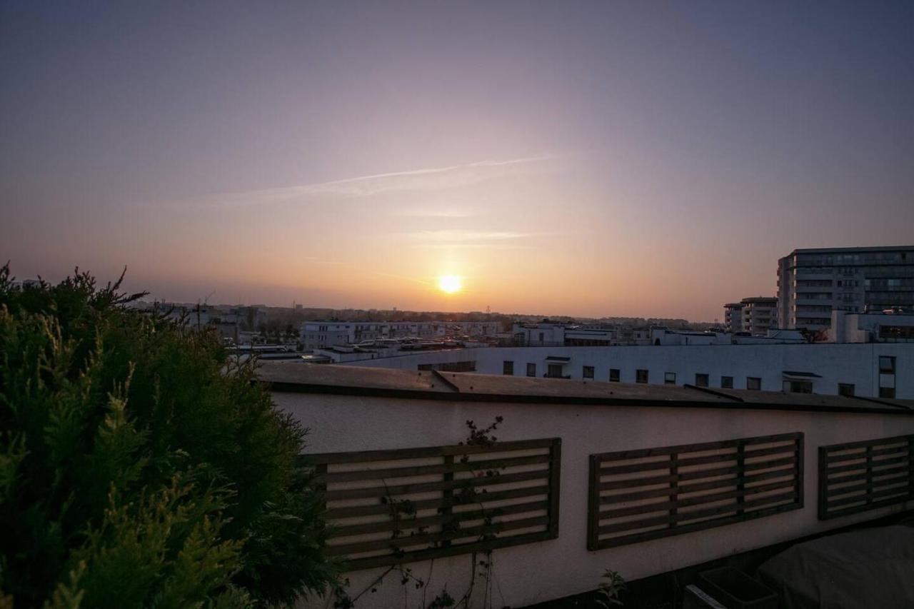 Dwupoziomowy, Rodzinny Apartament. Ochrona, Garaz. وارسو المظهر الخارجي الصورة