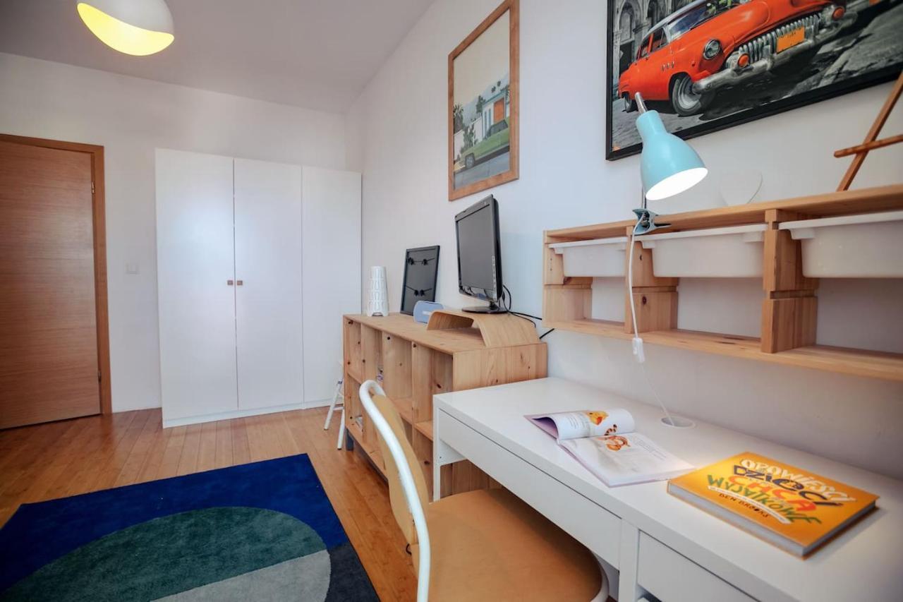 Dwupoziomowy, Rodzinny Apartament. Ochrona, Garaz. وارسو المظهر الخارجي الصورة