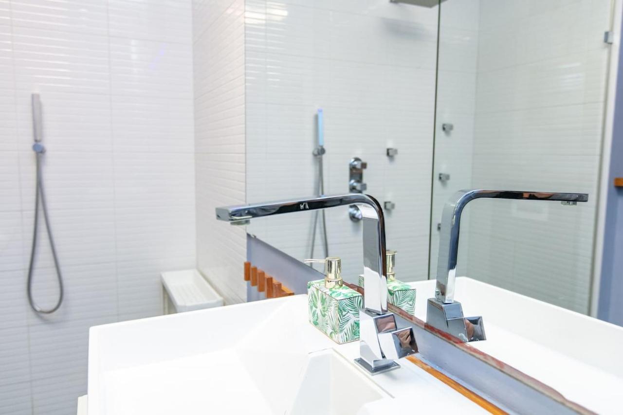 Dwupoziomowy, Rodzinny Apartament. Ochrona, Garaz. وارسو المظهر الخارجي الصورة