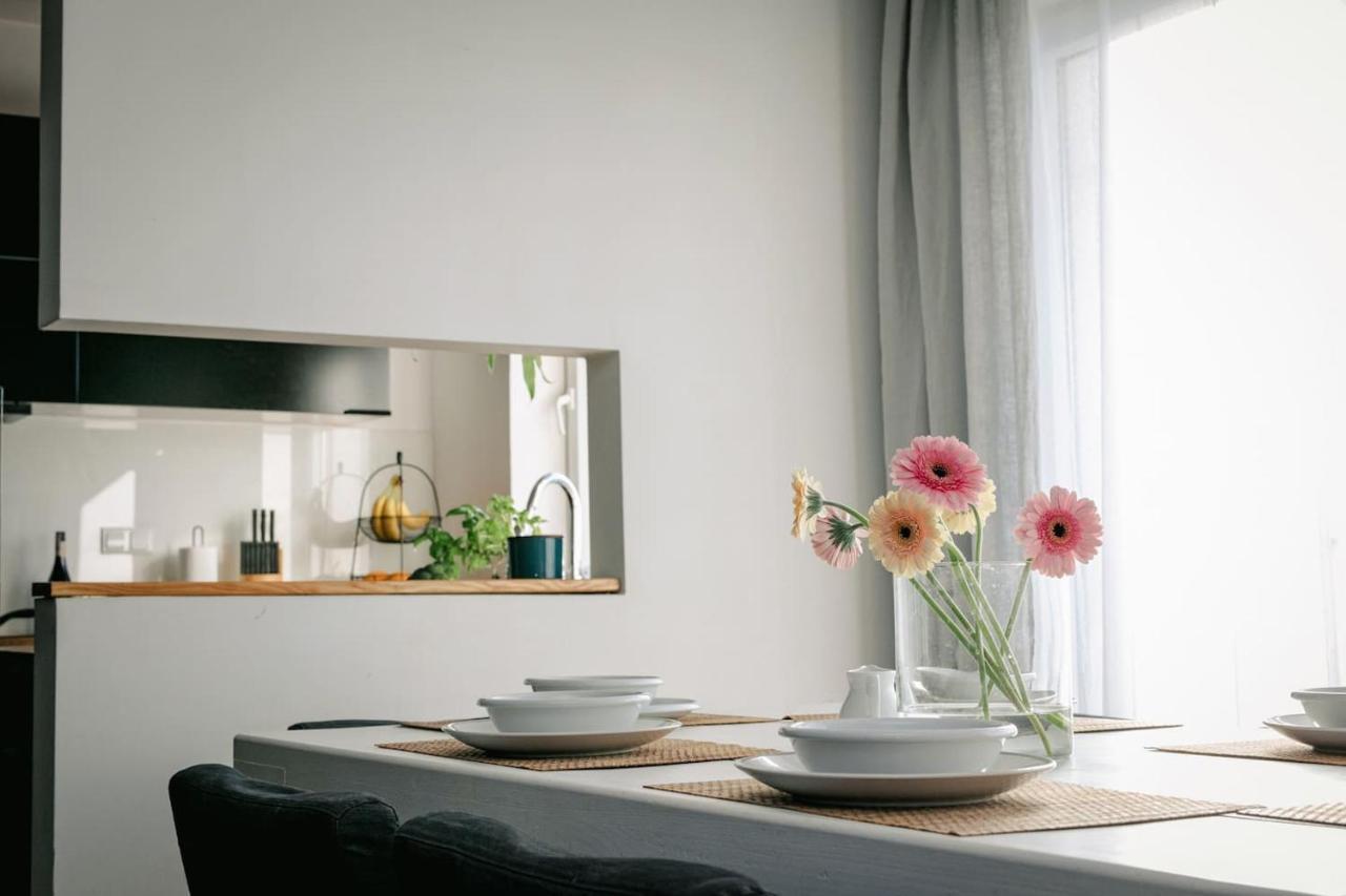 Dwupoziomowy, Rodzinny Apartament. Ochrona, Garaz. وارسو المظهر الخارجي الصورة