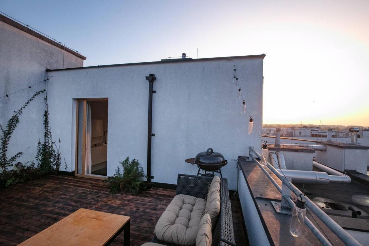 Dwupoziomowy, Rodzinny Apartament. Ochrona, Garaz. وارسو المظهر الخارجي الصورة