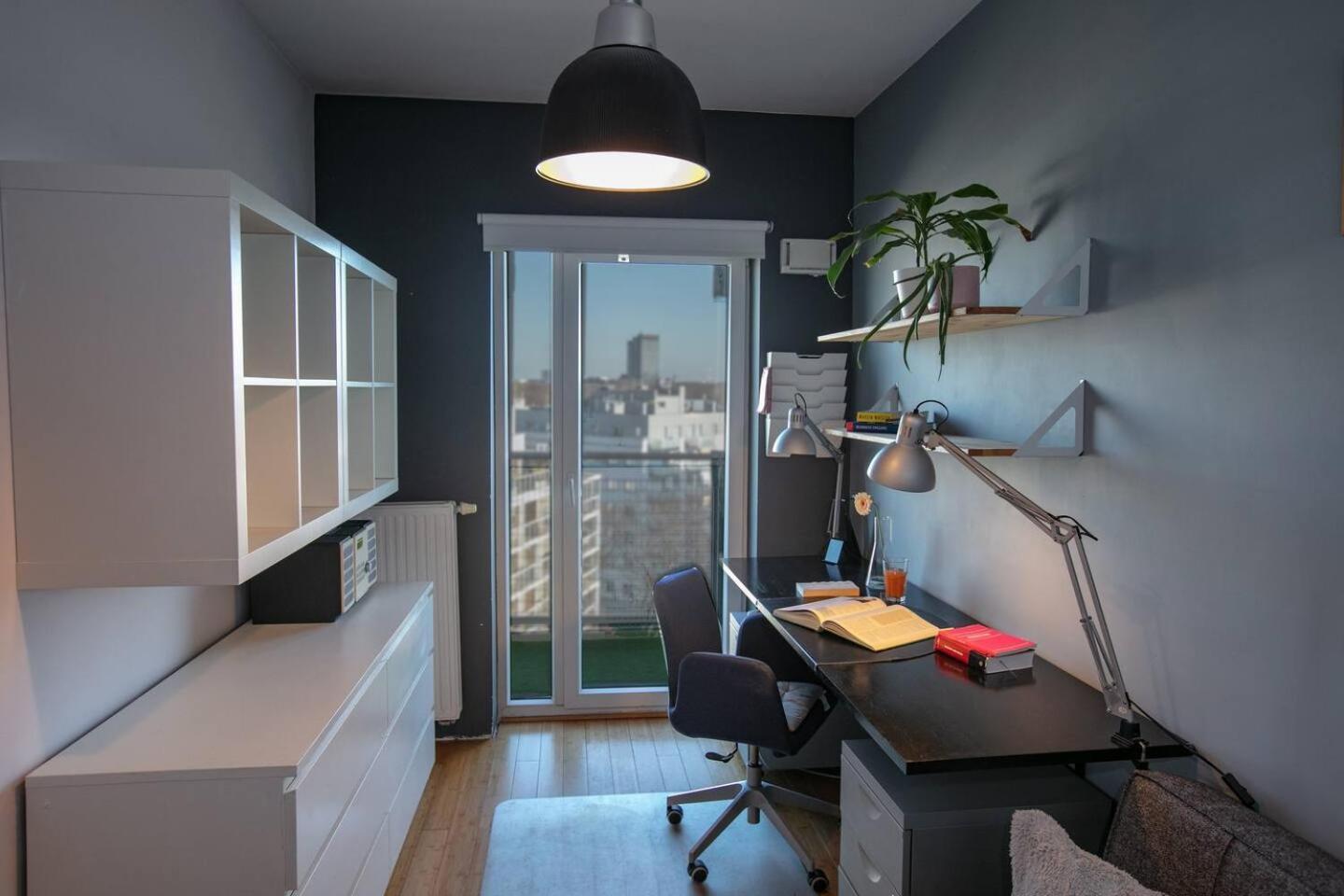 Dwupoziomowy, Rodzinny Apartament. Ochrona, Garaz. وارسو المظهر الخارجي الصورة